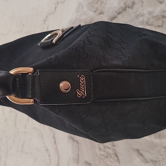 Gucci D Ring Canvas Hobo Bag - Picture 6 of 13